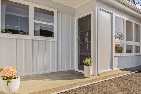 Photo of property in 1/26 Deller Grove, Silverstream, Upper Hutt, 5019