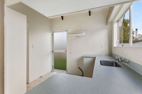 Photo of property in 30b Newton Place, Westbrook, Palmerston North, 4412