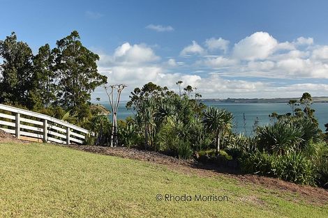 Photo of property in 23 Te Wairoa Lane, Tinopai, 0593