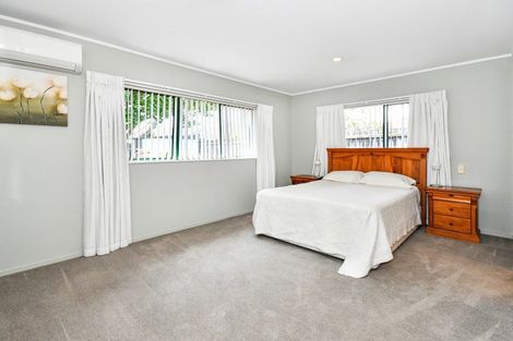 Photo of property in 91 Rushgreen Avenue, Pahurehure, Papakura, 2113