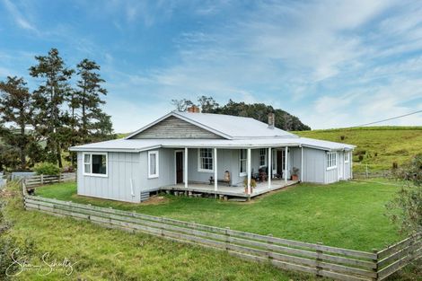 Photo of property in 353 Gorge Road, Maungaturoto, 0588