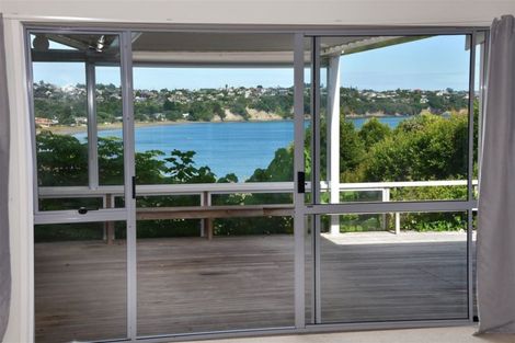 Photo of property in 22a Tindalls Bay Road, Tindalls Beach, Whangaparaoa, 0930