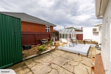 Photo of property in 73 Cutten Street, South Dunedin, Dunedin, 9012