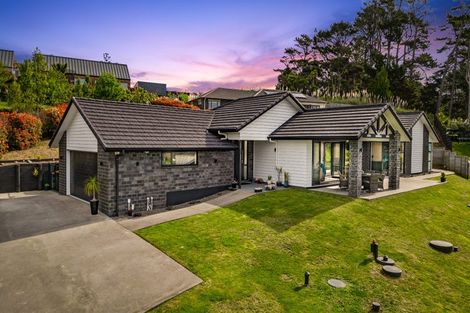 Photo of property in 104 Solan Drive, Waimauku, 0812