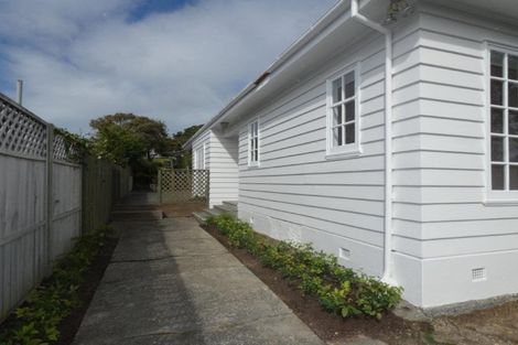Photo of property in 93 Karori Road, Karori, Wellington, 6012