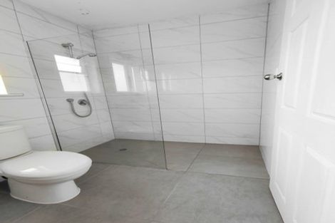 Photo of property in 383 West Coast Road, Glen Eden, Auckland, 0602