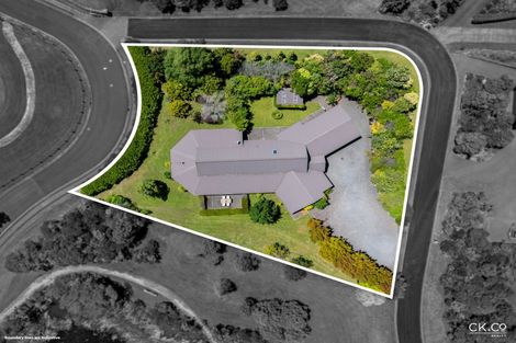 Photo of property in 14 Mount Marua Way, Timberlea, Upper Hutt, 5018