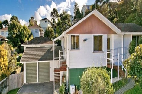 Photo of property in 27 Lambrown Drive, Totara Vale, Auckland, 0629