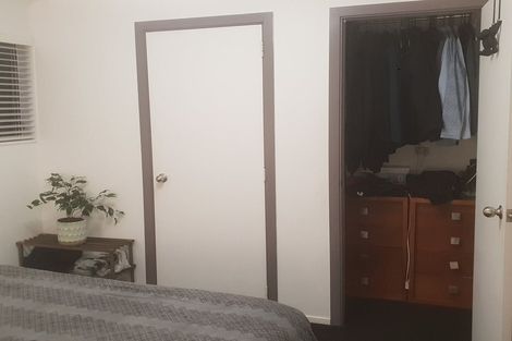 Photo of property in 16 Valhalla Drive, Beach Haven, Auckland, 0626