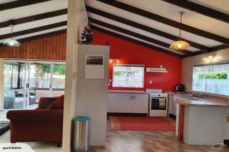 Photo of property in 28 Charles Street, Carterton, 5713