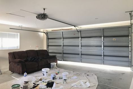 Photo of property in 16 Andover Way, Goodwood Heights, Auckland, 2105