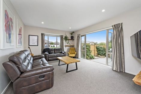 Photo of property in 6 Greenan Place, Doyleston, 7683