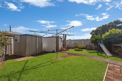 Photo of property in 50 Collins Road, Melville, Hamilton, 3206