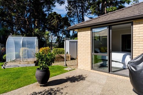 Photo of property in 10 Saint James Place, Fairfield, Dunedin, 9018