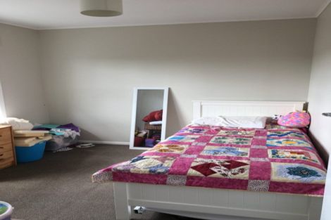 Photo of property in 1/32 Simkin Avenue, St Johns, Auckland, 1072