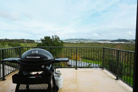 Photo of property in 5 Arawa Place, Onerahi, Whangarei, 0110