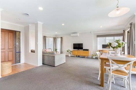 Photo of property in 11 Peregrine Place, Welcome Bay, Tauranga, 3112