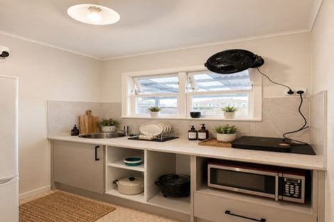 Photo of property in 28 Lewis Street, Glenview, Hamilton, 3206