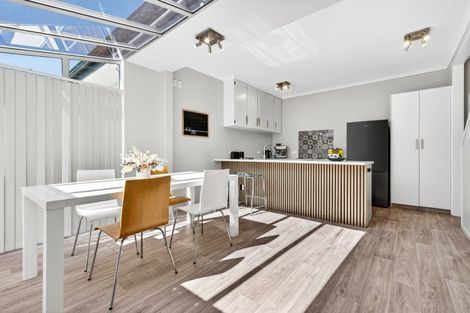 Photo of property in 138 Gloucester Street, Taradale, Napier, 4112