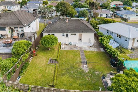 Photo of property in 11 Gardiner Grove, Wainuiomata, Lower Hutt, 5014