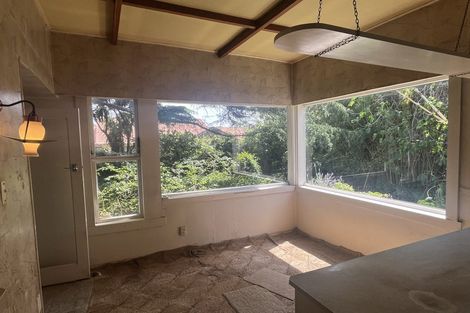 Photo of property in 21 Pahiatua Street, Hokowhitu, Palmerston North, 4410