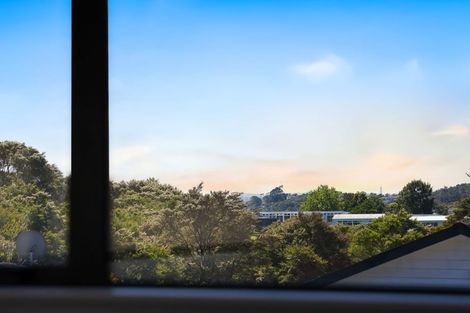 Photo of property in 111d Woodglen Road, Glen Eden, Auckland, 0602