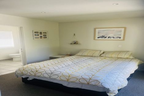 Photo of property in 51 Rob Roy Lane, Wanaka, 9305