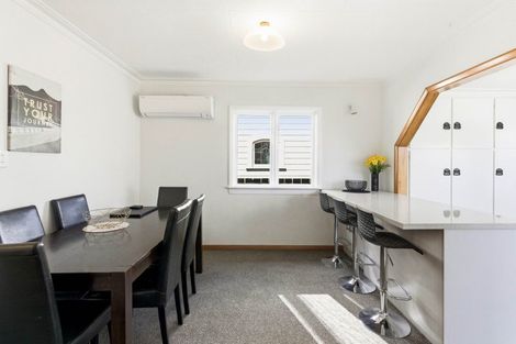 Photo of property in 178 Victoria Road, Saint Clair, Dunedin, 9012