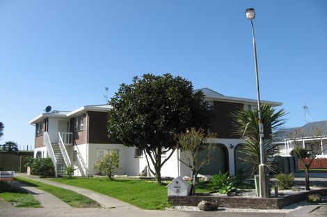 Photo of property in 157 Riverside Drive, Whakatane, 3120