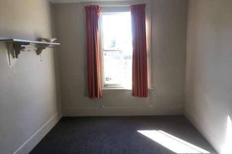 Photo of property in 5 Rolleston Street, Hokowhitu, Palmerston North, 4410