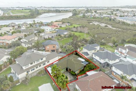 Photo of property in 2/183 Ti Rakau Drive, Pakuranga Heights, Auckland, 2010