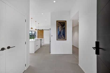 Photo of property in 66 Flint Road West, Stratford, 4332