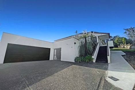 Photo of property in 24 Taroka Close, Pinehill, Auckland, 0632