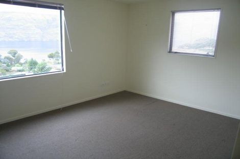 Photo of property in 27a Arawata Terrace, Fernhill, Queenstown, 9300