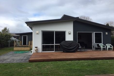 Photo of property in 16 Eagle Street, Welcome Bay, Tauranga, 3112