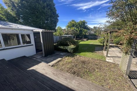 Photo of property in 7 Aorangi Road, Bryndwr, Christchurch, 8053