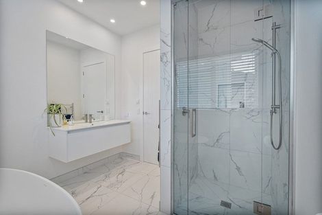 Photo of property in 17 Waitotara Way, Whitianga, 3510