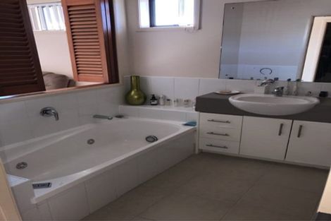 Photo of property in 73 Nautilus Drive, Gulf Harbour, Whangaparaoa, 0930