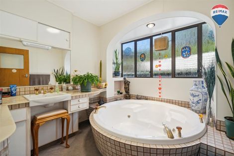 Photo of property in 7 James Grove, Stokes Valley, Lower Hutt, 5019