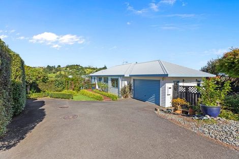 Photo of property in 18 Lorrigan Way, Welcome Bay, Tauranga, 3112