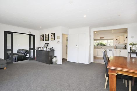 Photo of property in 3 Watt Road, Otatara, Invercargill, 9879