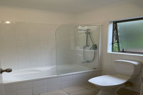 Photo of property in 16 Catrina Avenue, Birkenhead, Auckland, 0626