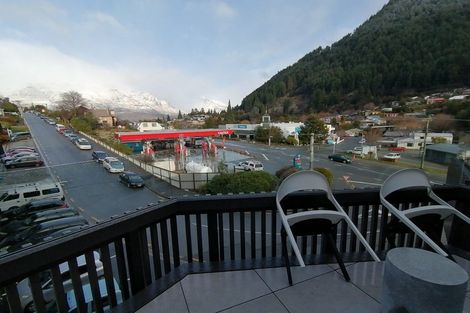 Photo of property in The Alex Apartments, 21/135b Hallenstein Street, Queenstown, 9300