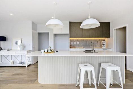 Photo of property in 9 Cassin Place, Taradale, Napier, 4112