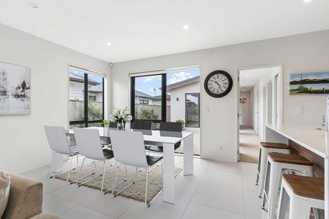 Photo of property in 72 Te Napi Drive, Takanini, 2112