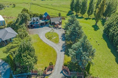 Photo of property in 24 Halls Road, Pahiatua, 4910