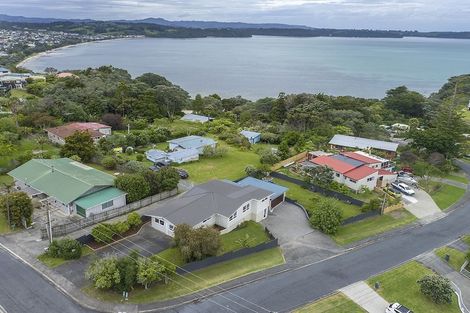 Photo of property in 41 Rangimaarie Crescent, Snells Beach, 0920