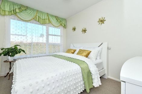 Photo of property in 75 Ridge Road, Howick, Auckland, 2014