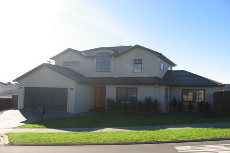 Photo of property in 1 Chelmsley Avenue, Henderson, Auckland, 0612