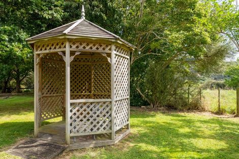 Photo of property in 266 North Manakau Road, Manakau, Levin, 5573